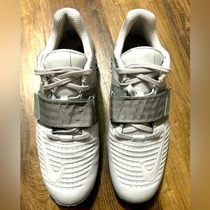 Nike Romaleos 3 XD Wolf Grey Weightlifting Crossfit Gym Shoe AO7987-010 Men 10.5